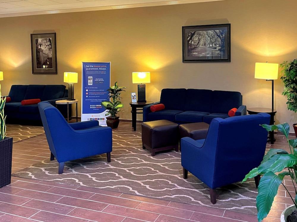 Comfort Inn & Suites Rogersville Bagian luar foto