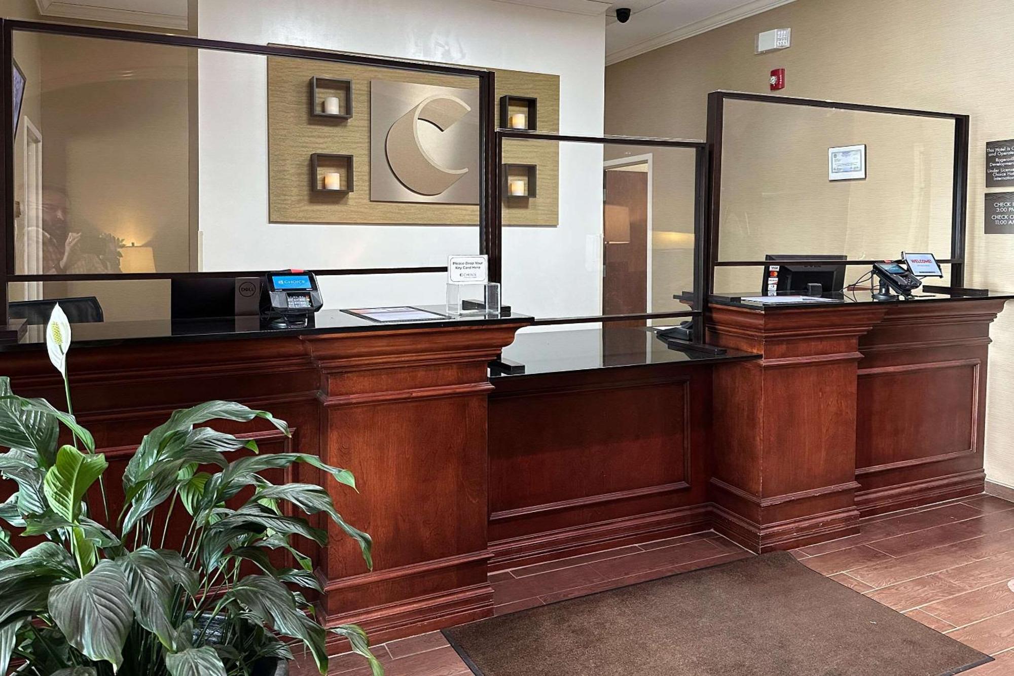 Comfort Inn & Suites Rogersville Bagian luar foto